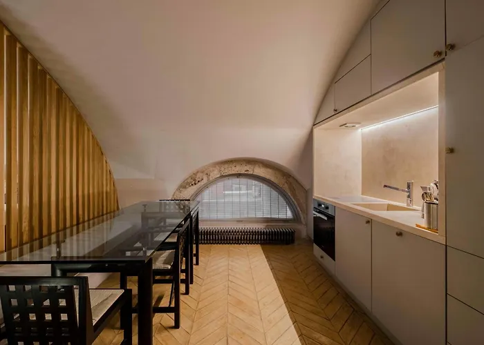 Piazza Navona Luxury Loft Daire *